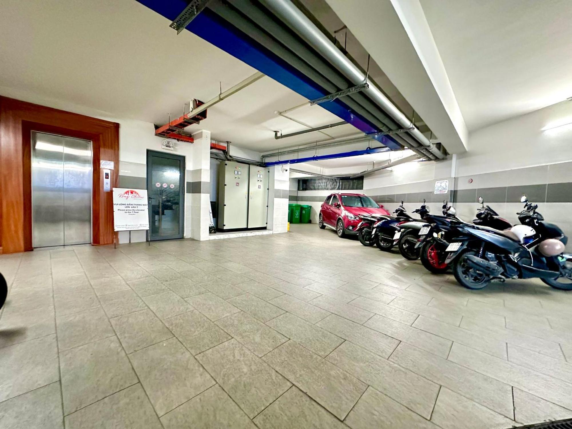 Отель Yours Studio Airport Хошимин Экстерьер фото
